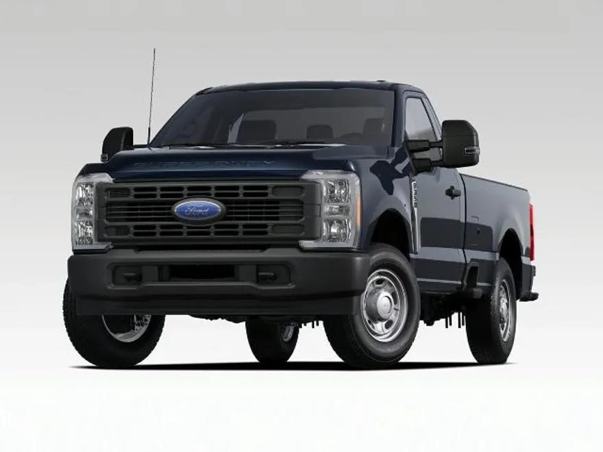 2025 Ford F-350 XLT photo 1
