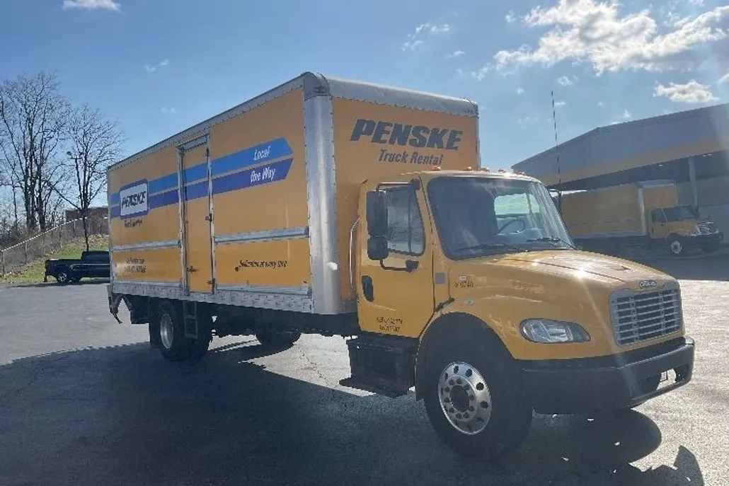 2020 Freightliner M2 106 Medium Duty photo 1