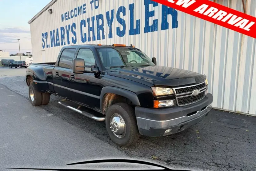 2006 Chevrolet Silverado 3500HD LT photo 1