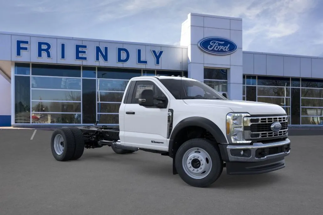 2025 Ford F-450 XL photo 1