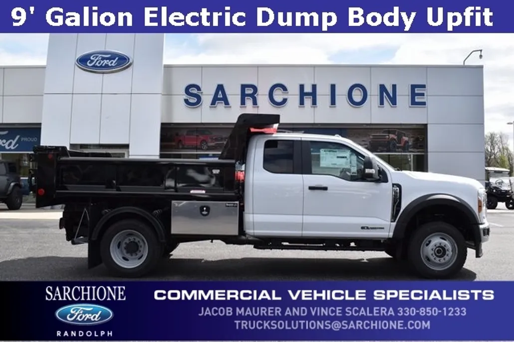 2024 Ford F-550 photo 1