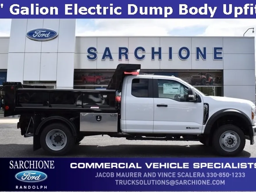2024 Ford F-550 photo 1