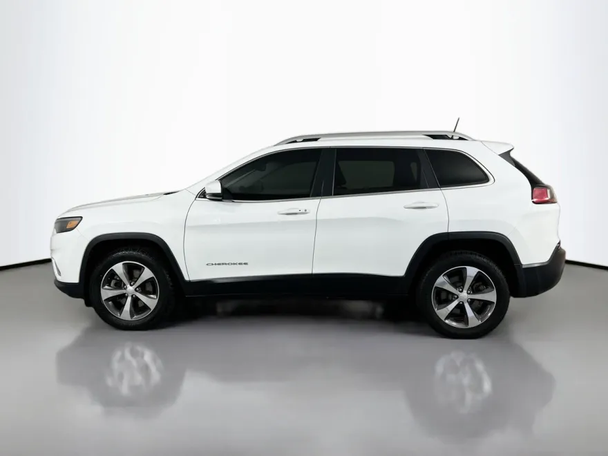 2019 Jeep Cherokee Limited photo 1