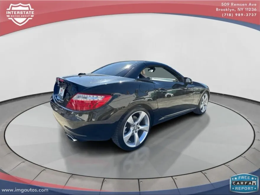 2012 Mercedes Benz SLK 350 photo 2