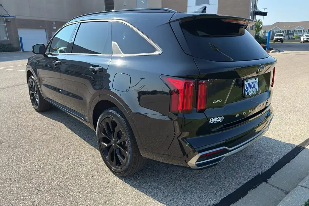 2021 Kia Sorento SX photo 1