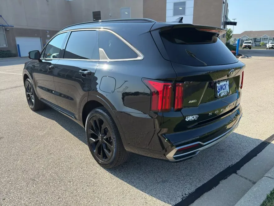 2021 Kia Sorento SX photo 1