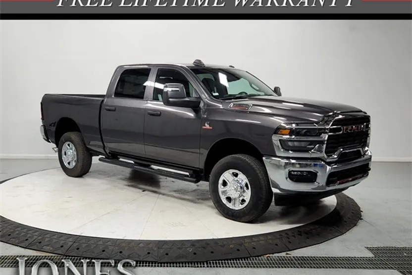 2025 Ram 2500 Tradesman photo 1