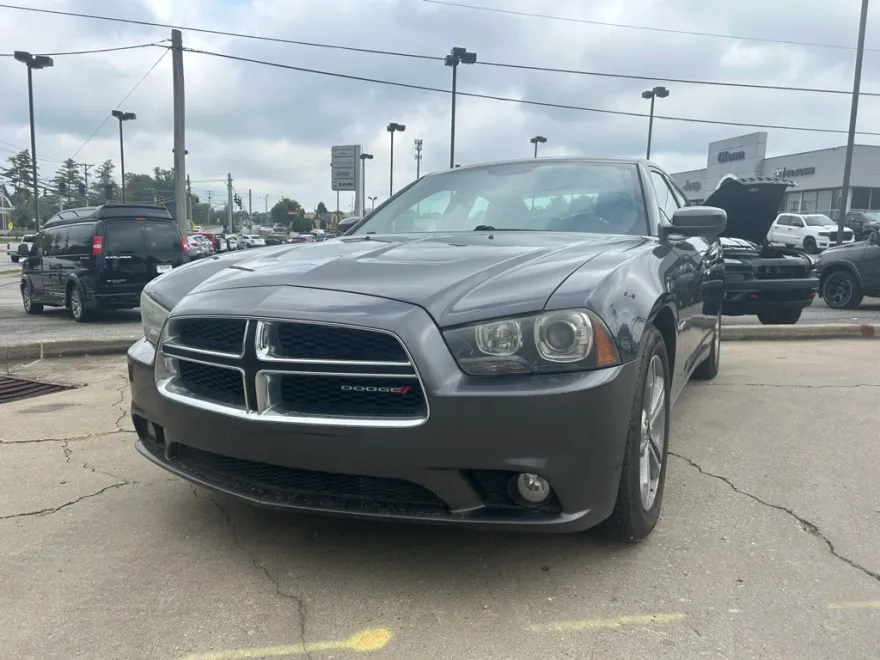 2013 Dodge Charger R/T photo 1