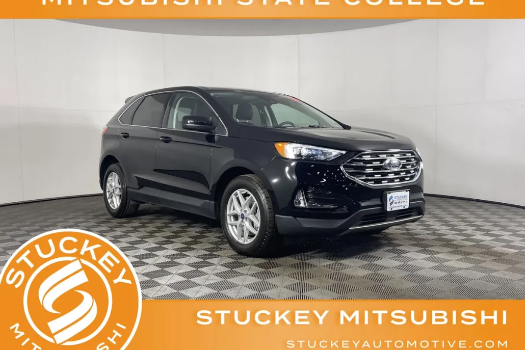 2022 Ford Edge SEL photo 1