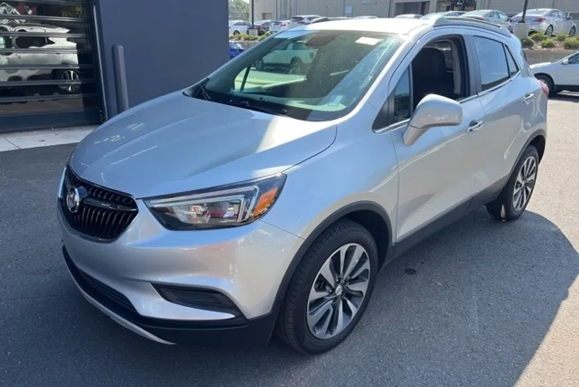 2022 Buick Encore Preferred photo 1