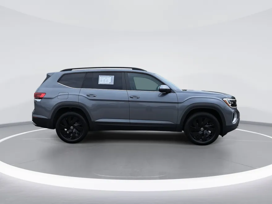 2025 Volkswagen Atlas SE Technology photo 1