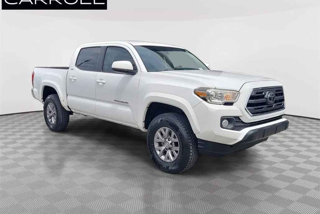 2019 Toyota Tacoma SR5 V6 photo 1