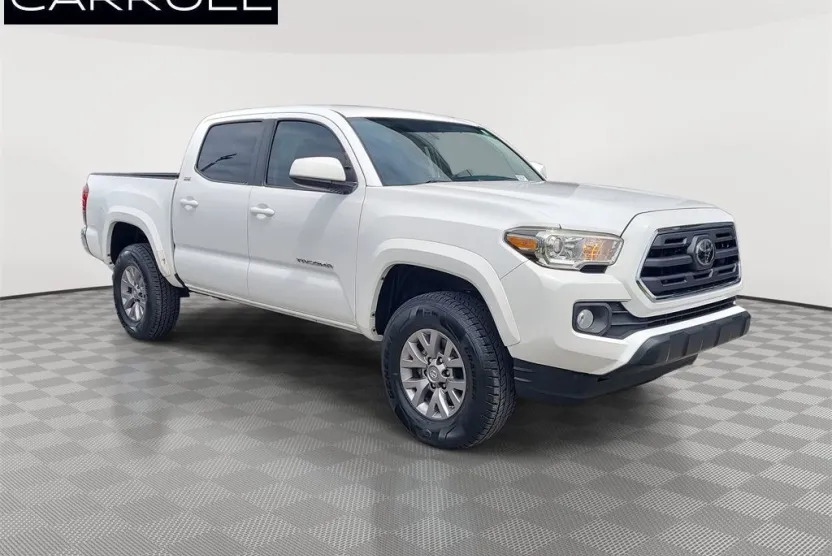 2019 Toyota Tacoma SR5 V6 photo 1