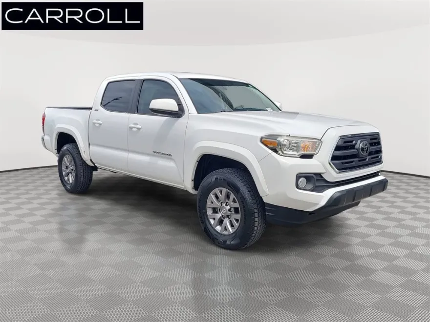 2019 Toyota Tacoma SR5 V6 photo 1