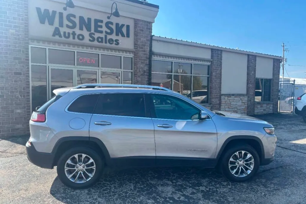 2019 Jeep Cherokee Latitude photo 1