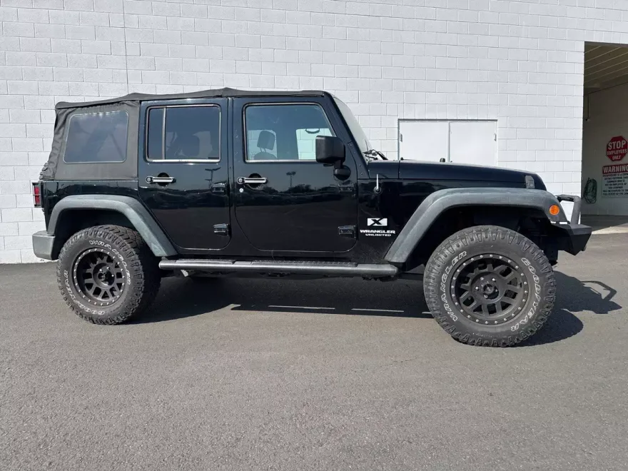 2008 Jeep Wrangler Unlimited X photo 1