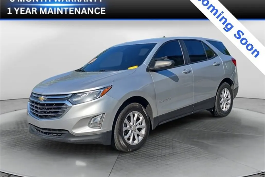 2021 Chevrolet Equinox LS photo 1