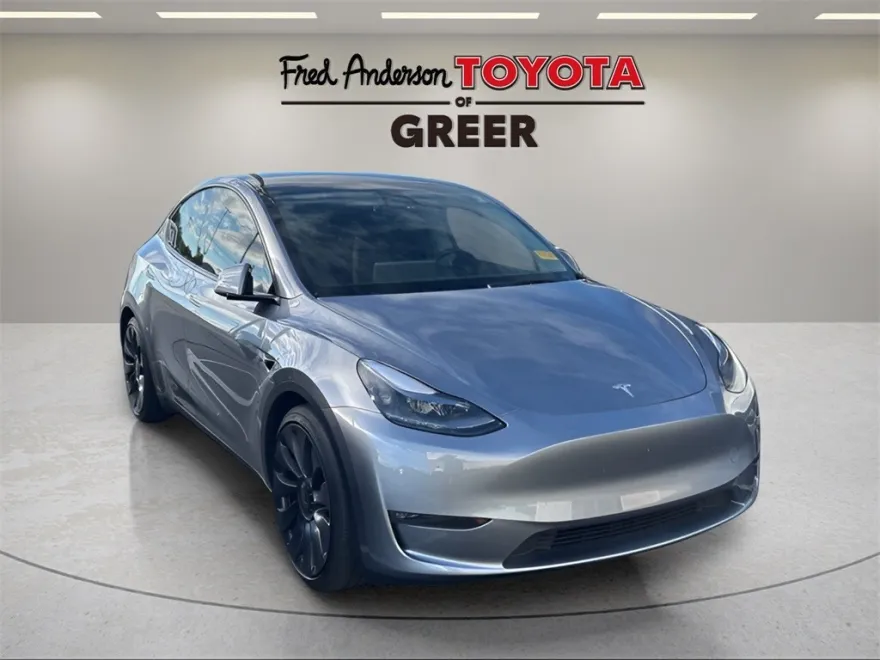 2025 Tesla Model Y Performance photo 1