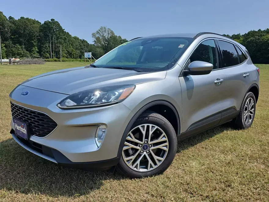 2022 Ford Escape SEL photo 1