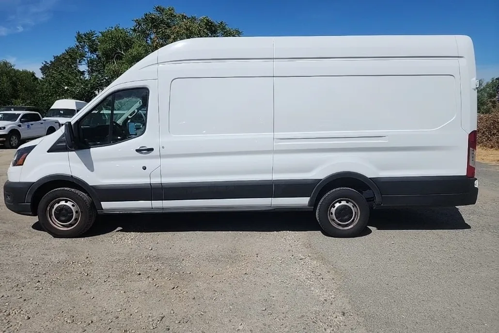 2023 Ford Transit photo 1