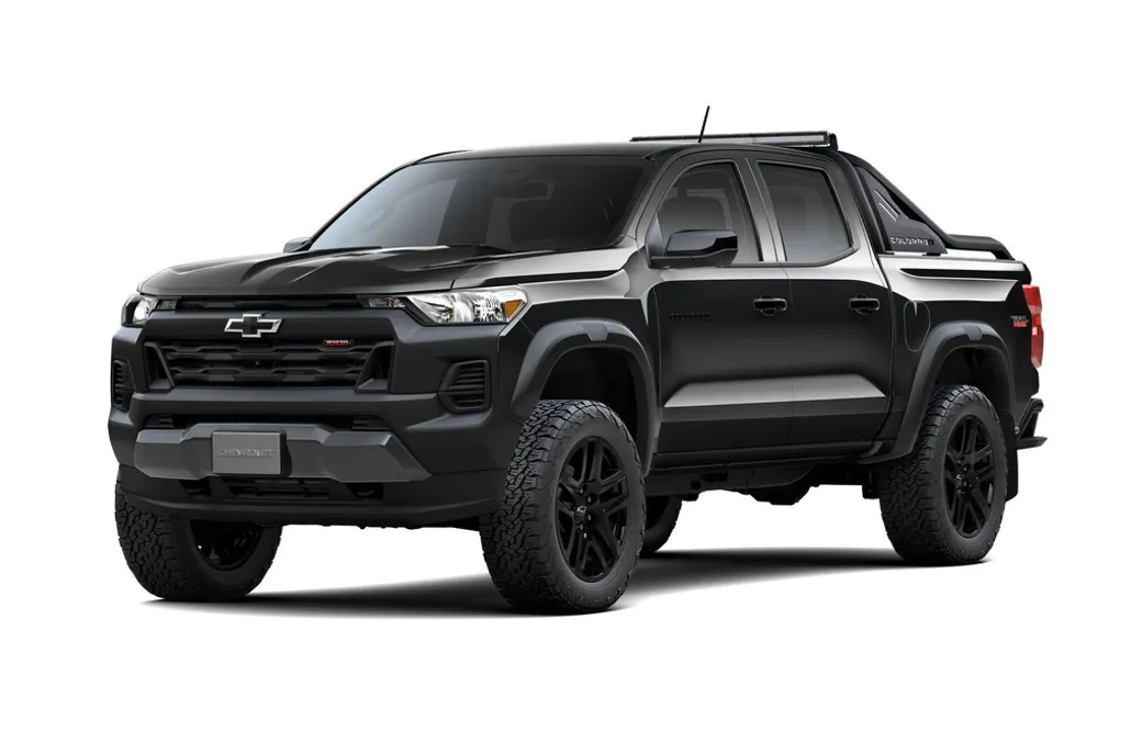2025 Chevrolet Colorado Trail Boss photo 1