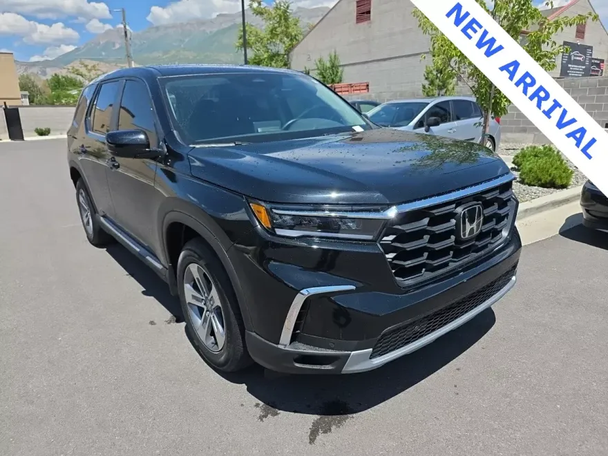 2025 Honda Pilot EX-L photo 1