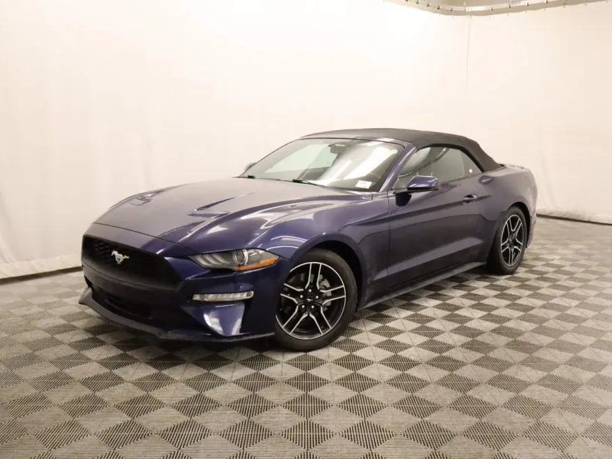 2020 Ford Mustang EcoBoost Premium photo 1