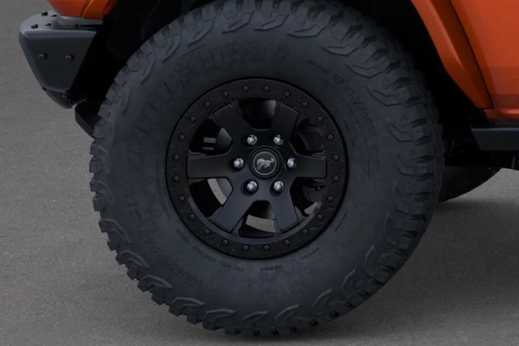 2025 Ford Bronco First Edition photo 1