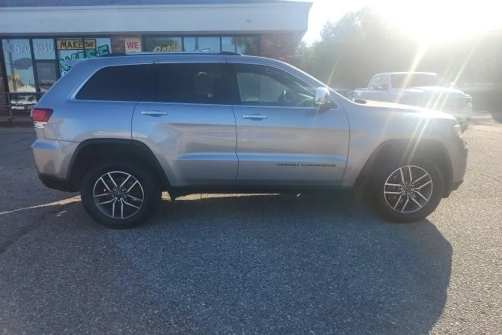 2021 Jeep Grand Cherokee Limited photo 1