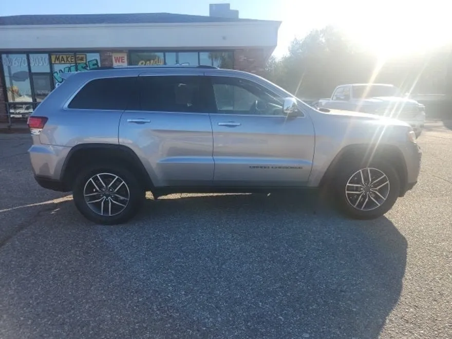 2021 Jeep Grand Cherokee Limited photo 1