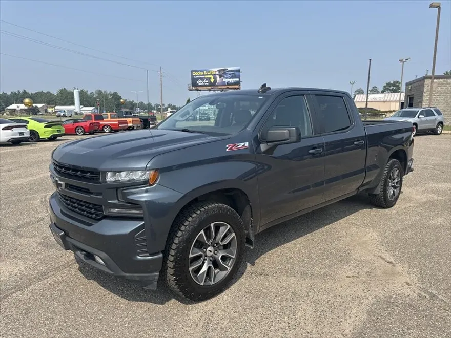 2019 Chevrolet Silverado 1500 RST photo 1