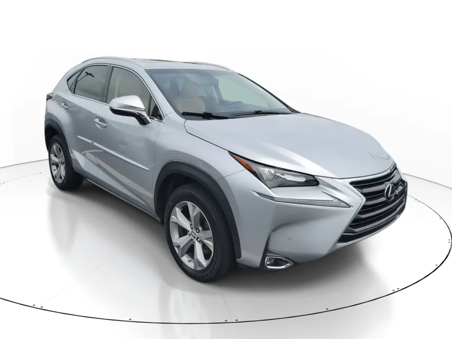 2017 Lexus NX 200t Luxury photo 1
