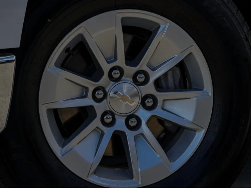 2024 Chevrolet Silverado 1500 LT photo 1