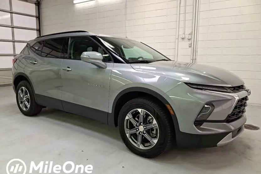 2023 Chevrolet Blazer 3LT photo 1