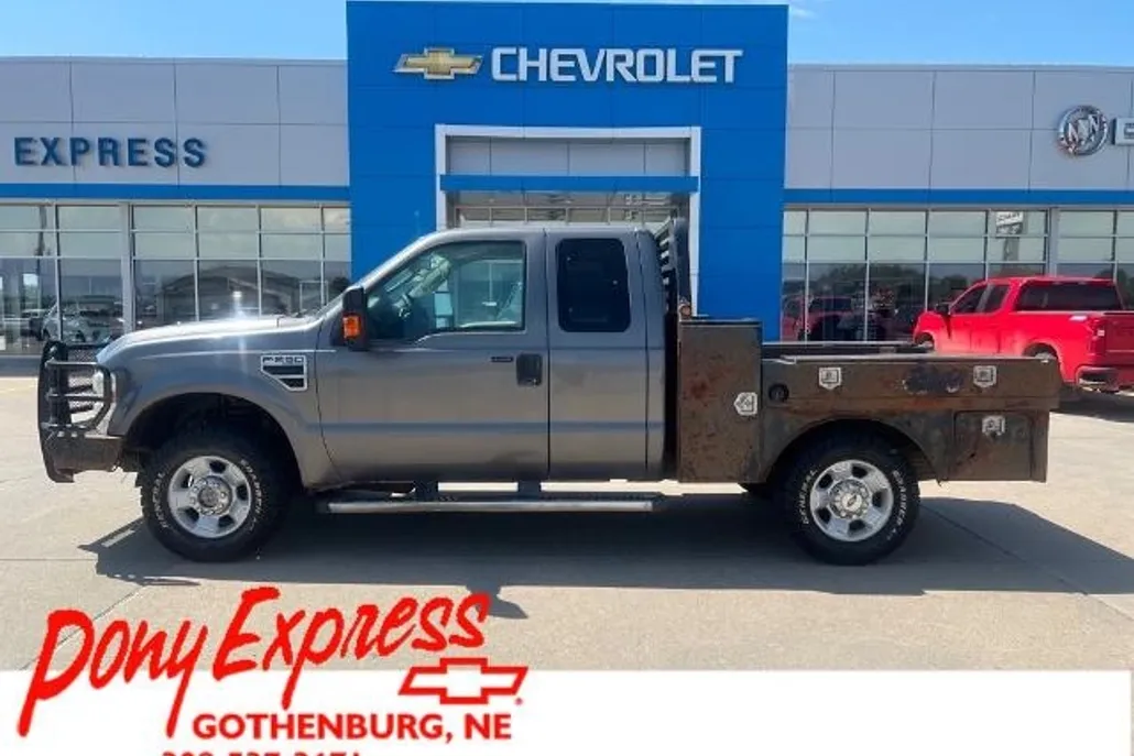 2010 Ford F-250 Lariat photo 1