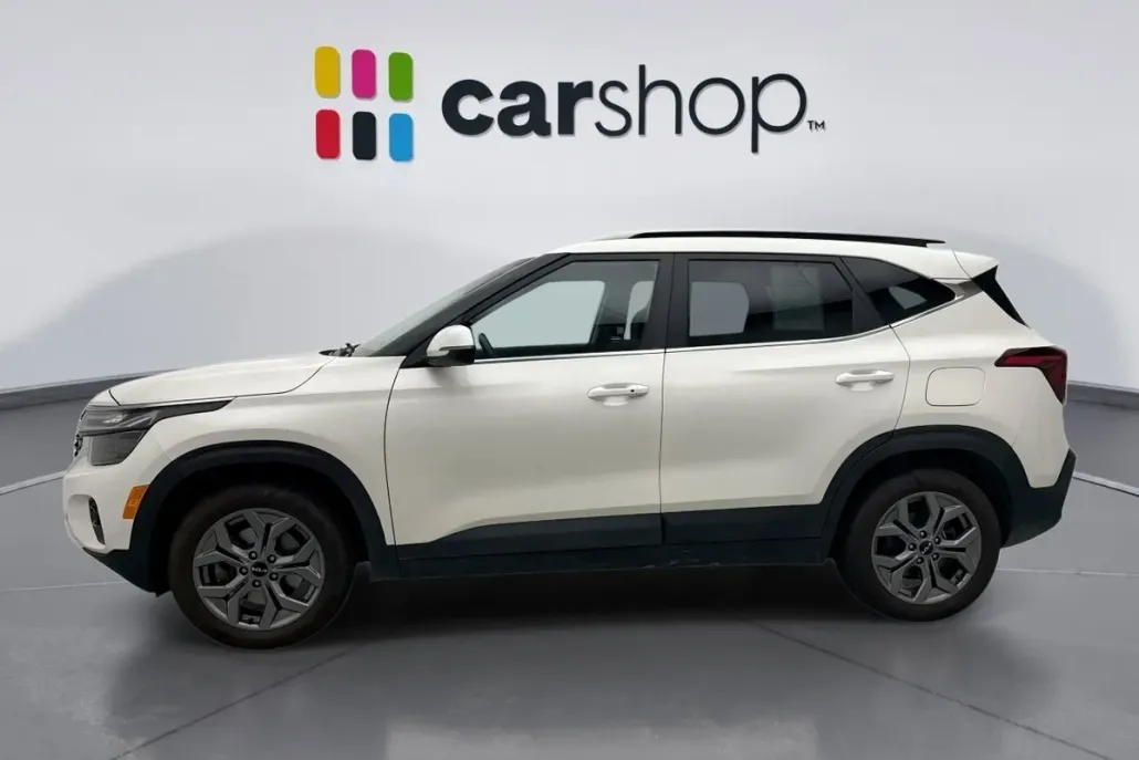 2024 Kia Seltos S photo 1