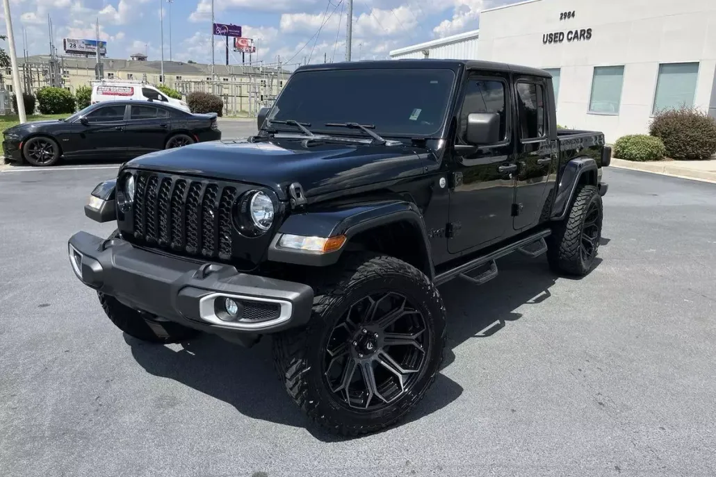 2021 Jeep Gladiator Sport S photo 1