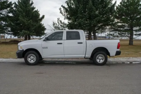 2016 Ram 1500 Express photo 3