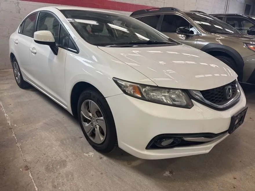 2013 Honda Civic LX photo 1