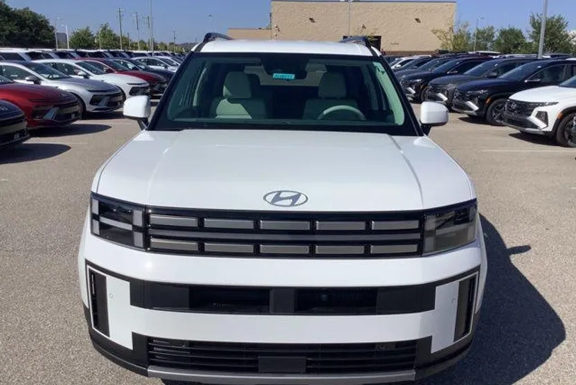 2026 Hyundai Santa Fe SEL photo 1