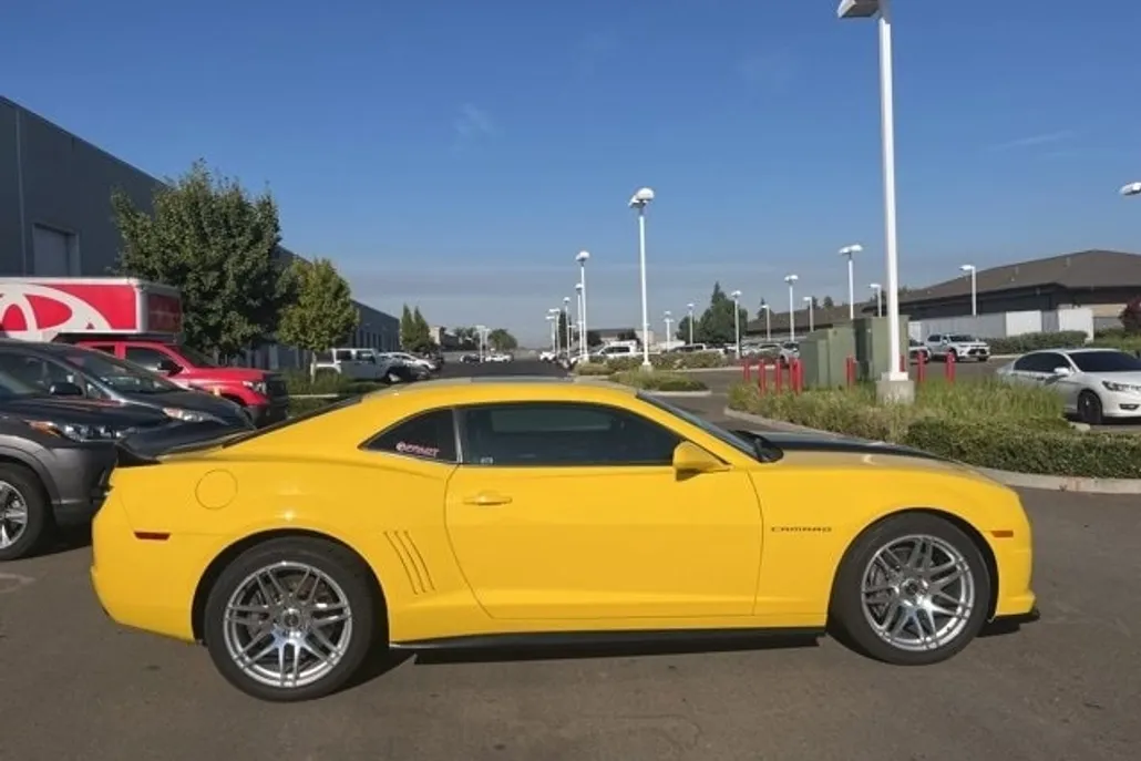 2011 Chevrolet Camaro 2SS photo 1