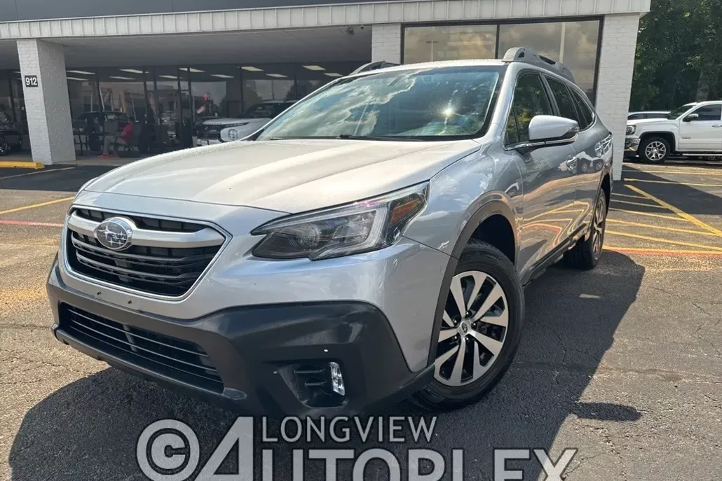 2022 Subaru Outback Premium photo 1