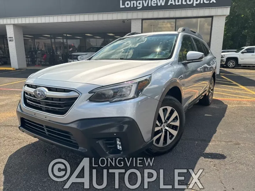 2022 Subaru Outback Premium photo 1
