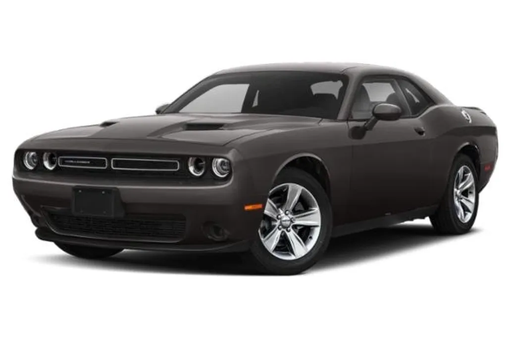 2021 Dodge Challenger SXT photo 1