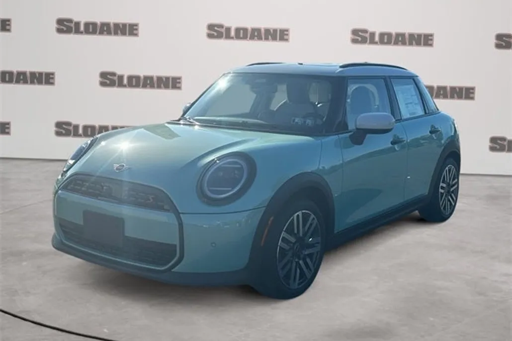 2025 Mini Cooper 4 Door Hardtop Signature photo 1