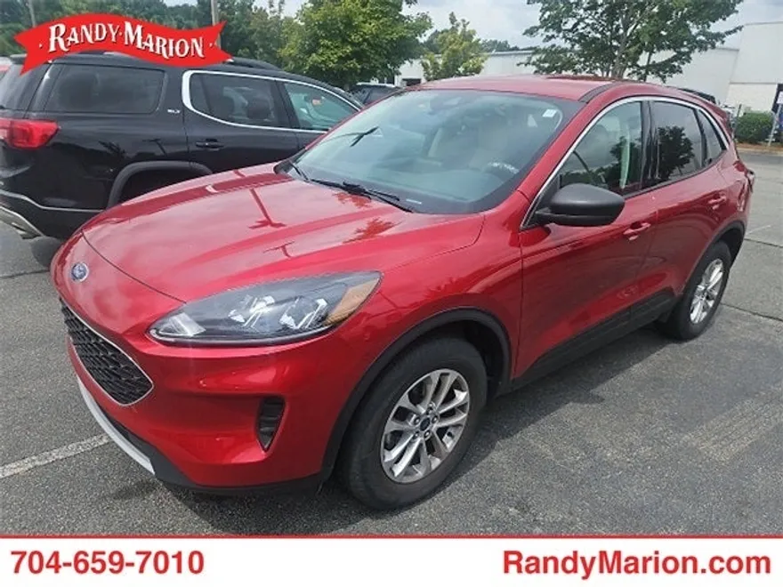 2022 Ford Escape SE photo 1