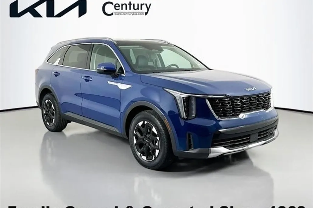 2025 Kia Sorento S photo 1