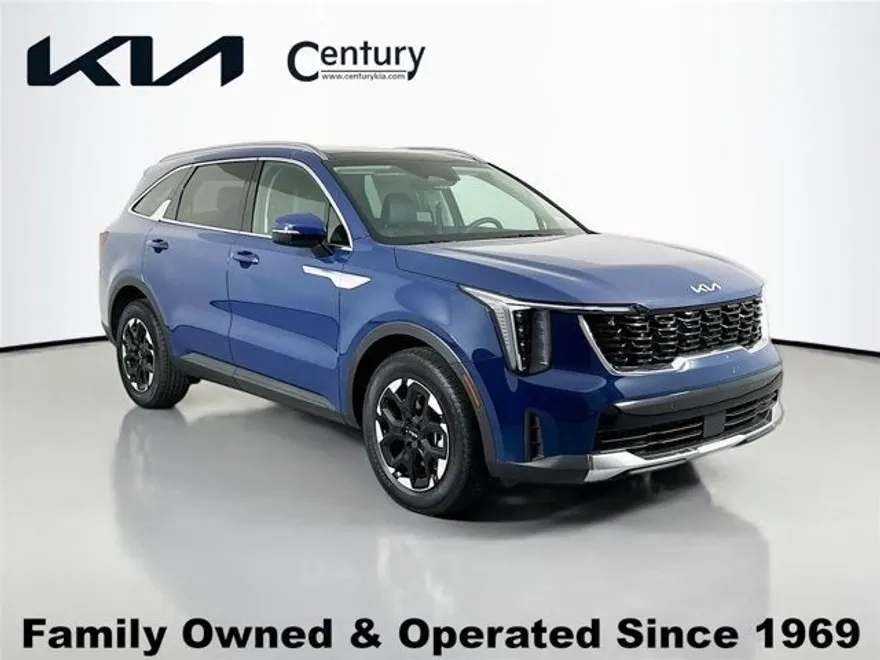 2025 Kia Sorento S photo 1