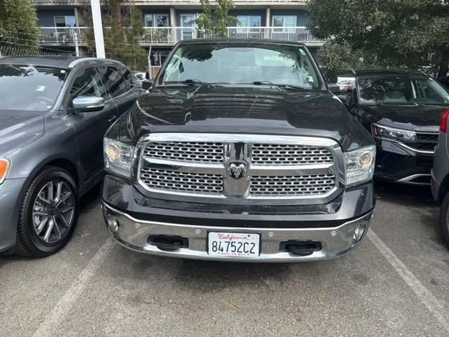 2017 Ram 1500 Laramie photo 1