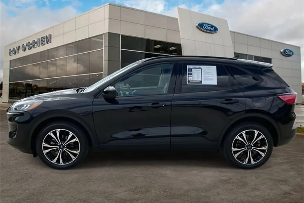 2022 Ford Escape SEL photo 1